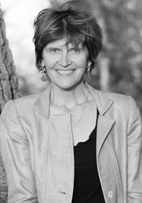 Perfectly a Strangeness [Une parfaite étrangeté]